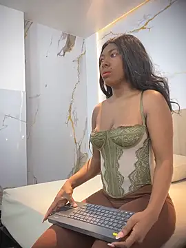 emily browne online show from October 2025 07:25:01 PM