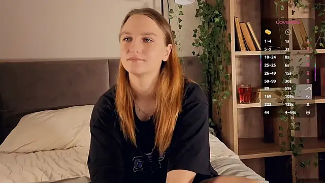 AmieeDorich online show from September 2025 03:33:01 PM