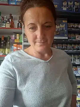 Fluturas2 online show from September 2025 01:57:02 PM