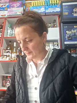 Fluturas2 online show from October 2025 02:18:02 PM