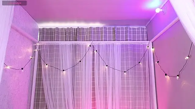 Snapshot of lynx_sun chatting on October 2025 05:02:02 PM lynx sun online show from October 2025 05:02:02 PM