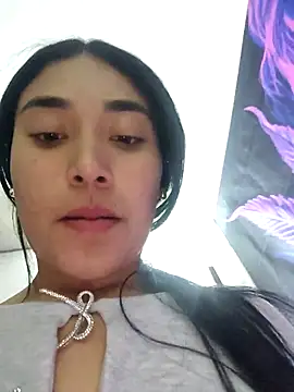 Snapshot of AmberGold- chatting on September 2025 11:49:01 PM AmberGold- online show from September 2025 11:49:01 PM