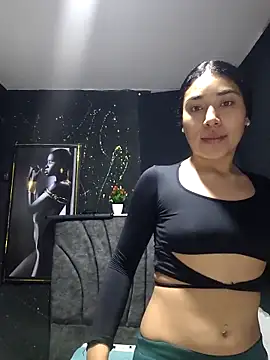 Snapshot of AmberGold- chatting on September 2025 09:55:02 AM AmberGold- online show from September 2025 09:55:02 AM