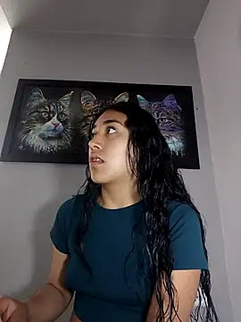 AmberGold- online show from October 2025 10:19:01 PM