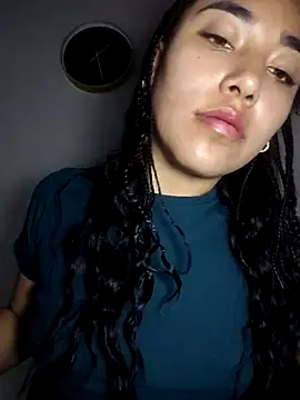 AmberGold- online show from November 2025 08:47:01 AM