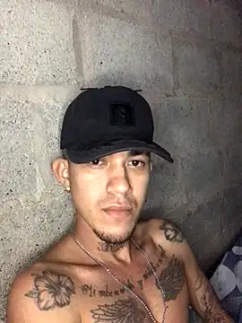 Snapshot of tattoos22 chatting on October 2025 12:50:02 PM tattoos22 online show from October 2025 12:50:02 PM