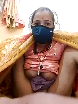 malteejat online show from November 2025 06:42:02 PM