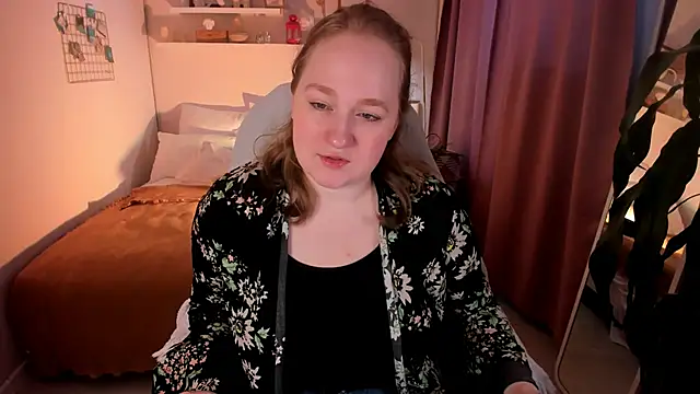 Snapshot of Kitty_Rest_ chatting on May 2026 02:33:02 PM Kitty Rest online show from May 2026 02:33:02 PM