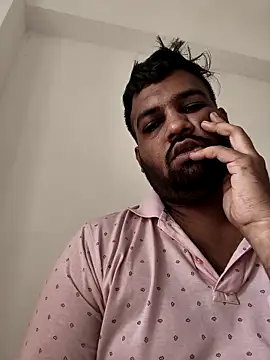 vinay smalldick online show from May 2026 11:45:02 PM