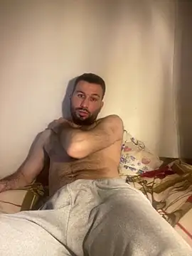 speddy34 online show from April 2026 06:42:01 PM