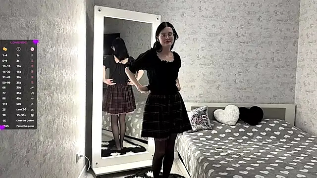 FakeLamb online show from October 2025 09:04:01 PM