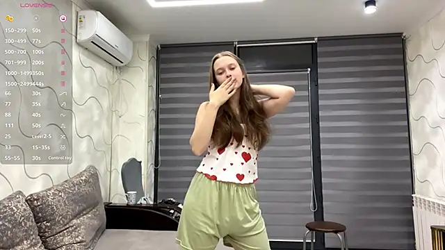 CharlynDini online show from October 2025 03:11:02 PM