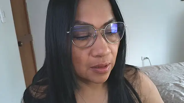 LissafeetHott online show from November 2025 06:31:02 PM