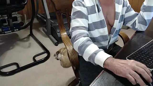 billy471 online show from November 2025 05:25:01 PM