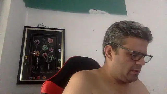 Katracho6969 online show from April 2026 04:19:01 PM