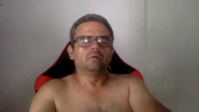 Snapshot of Katracho6969 chatting on June 2026 07:40:01 PM Katracho6969 online show from June 2026 07:40:01 PM