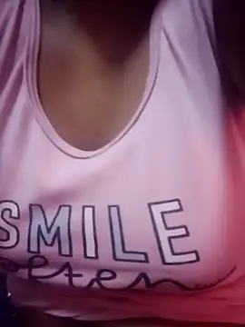 Lucy-Ferr online show from October 2025 01:08:02 AM