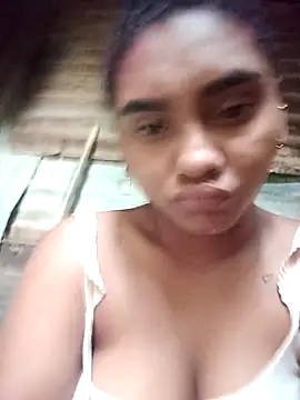 Lucy-Ferr online show from December 2025 11:48:01 AM