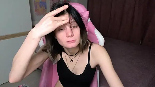 EllinEverly online show from March 2026 09:21:01 PM