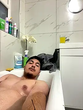 mixedcouplee69 online show from October 2025 05:45:01 PM