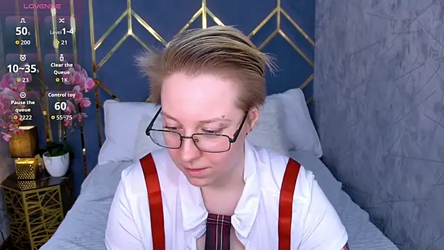 AlexandraGreen online show from February 2026 09:05:02 PM