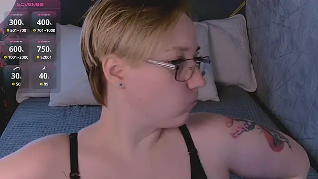 AlexandraGreen online show from July 2026 09:14:01 PM