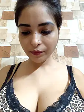 Snapshot of QUEEN-ADITI chatting on September 2025 02:50:02 AM QUEEN-ADITI online show from September 2025 02:50:02 AM