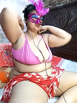 Tanisha-Chy online show from October 2025 05:52:02 PM