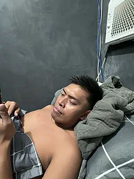 Snapshot of MisterMidnightXXX chatting on July 2026 05:36:01 AM MisterMidnightXXX online show from July 2026 05:36:01 AM