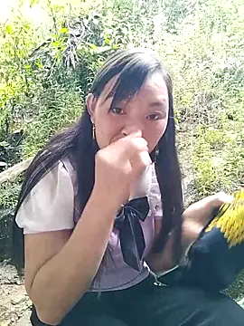 susu-00 online show from September 2025 12:32:02 AM