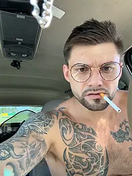 CaptHook931 online show from April 2026 07:23:02 PM