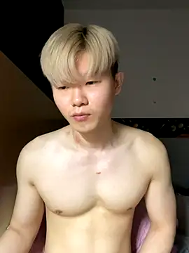 Snapshot of zachlee_69 chatting on October 2025 09:54:02 AM zachlee 69 online show from October 2025 09:54:02 AM