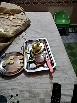 Snapshot of meenu_bhabhi547 chatting on November 2025 06:43:02 PM meenu bhabhi547 online show from November 2025 06:43:02 PM