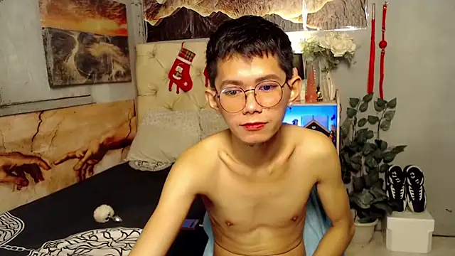 Snapshot of Skinny_CumLoader69 chatting on September 2025 06:08:02 PM Skinny CumLoader69 online show from September 2025 06:08:02 PM