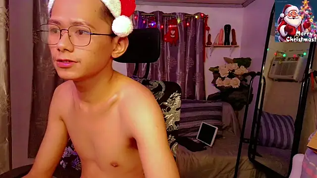 Snapshot of Skinny_CumLoader69 chatting on December 2025 04:24:01 PM Skinny CumLoader69 online show from December 2025 04:24:01 PM