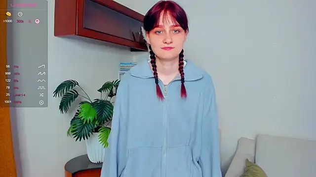 Snapshot of KatyKufel chatting on September 2025 06:57:02 PM KatyKufel online show from September 2025 06:57:02 PM