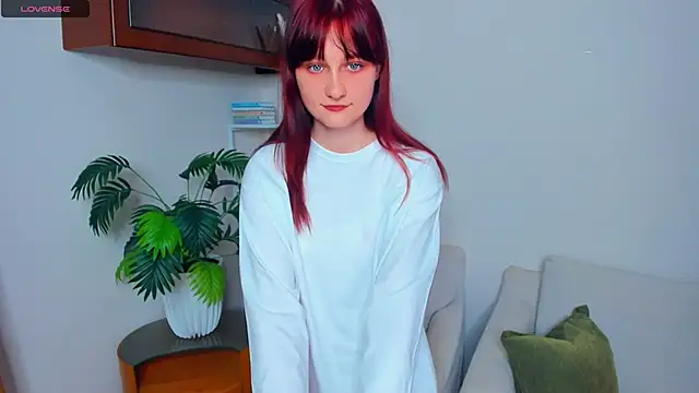 Snapshot of KatyKufel chatting on October 2025 06:51:01 PM KatyKufel online show from October 2025 06:51:01 PM