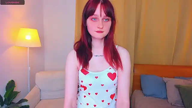 Snapshot of KatyKufel chatting on October 2025 07:27:01 PM KatyKufel online show from October 2025 07:27:01 PM