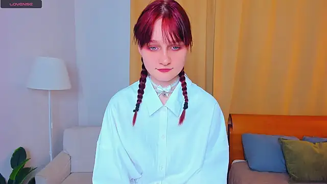 Snapshot of KatyKufel chatting on October 2025 06:41:02 PM KatyKufel online show from October 2025 06:41:02 PM