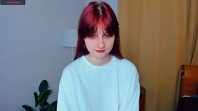 Snapshot of KatyKufel chatting on November 2025 06:40:02 PM KatyKufel online show from November 2025 06:40:02 PM