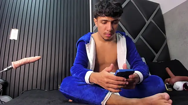 Snapshot of maximiliano_jam chatting on September 2025 03:52:01 AM maximiliano jam online show from September 2025 03:52:01 AM