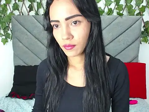 valerythompsonper online show from March 2026 07:14:02 PM