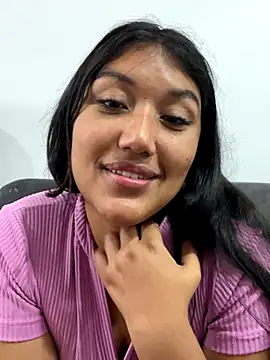 SharaRous online show from October 2025 12:26:01 PM