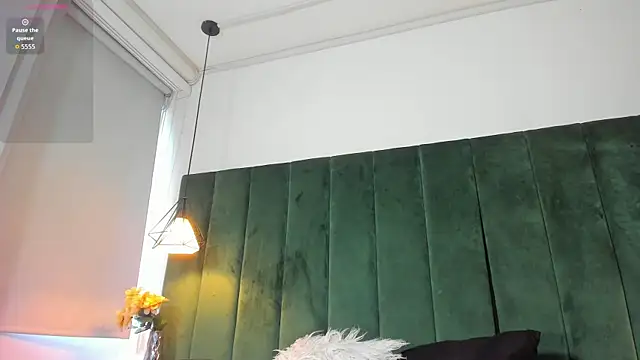 Snapshot of kittyy_milk_001 chatting on October 2025 08:20:01 PM kittyy milk 001 online show from October 2025 08:20:01 PM