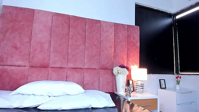 kittyy milk 001 online show from December 2025 07:42:01 PM