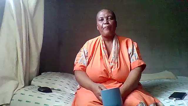 lolla01sweetness online show from February 2026 01:17:01 PM