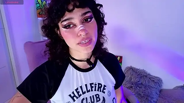 UvaMamacita online show from May 2026 11:13:02 PM