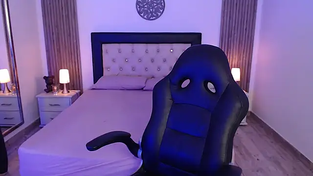 Red kytty6 online show from October 2025 08:28:01 PM