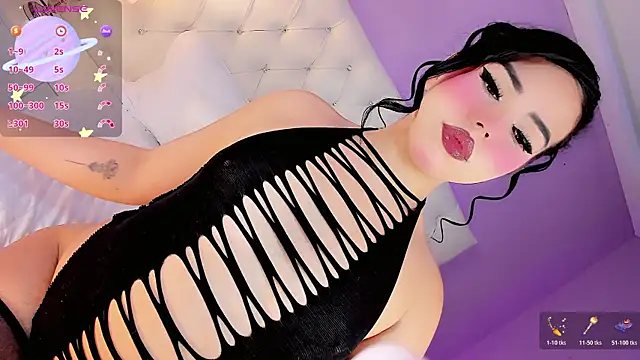 DaniielaV online show from February 2026 12:45:01 PM