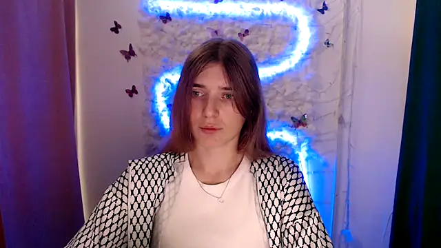 JuiceLips   online show from September 2025 03:00:02 PM